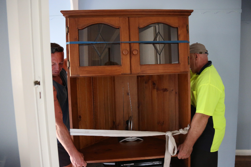 How To Lift Heavy Furniture